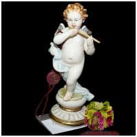 Статуэтка фарфоровая &quot;Амурчик. Ангелочек с флейтой&quot;. Высота 15 см. Porcellane Principe Италия