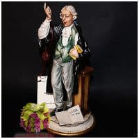 Статуэтка фарфоровая &quot;Юрист в суде&quot;. Высота 24 см. Porcellane Principe Италия