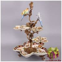 Ваза для фруктов и сладостей Птицы и виноград. Фарфор и бронза. Ручная работа. Высота 46 см