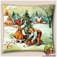 Наволочка гобеленовая новогодняя. Новогодняя ёлка в деревне в стиле ретро. Размер 50х50 см.
