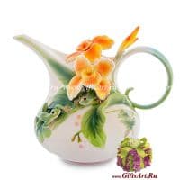 Заварочный чайник фарфоровый подарочный Кувшинка и лягушка. 900 мл. Подарочная упаковка.