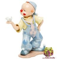 Клоун с птичкой фарфоровая статуэтка. Высота 16 см
