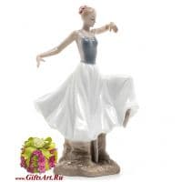 Статуэтка фарфоровая Балерина. Высота 30 см.