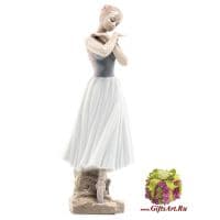 Статуэтка фарфоровая Балерина. Высота 26 см.