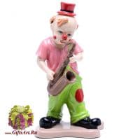 Клоун с саксофоном фарфоровая статуэтка. Высота 16 см