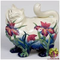 Фарфоровая статуэтка Кошка. Серия Цветы. Длина 30 см
