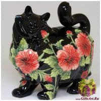 Фарфоровая статуэтка Кошка. Серия Цветы. Длина 30 см