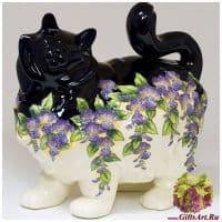 Фарфоровая статуэтка Кошка. Серия Цветы. Длина 30 см