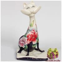 Фарфоровая статуэтка Кошка. Кот на подушке. Серия Цветы. Высота 33 см