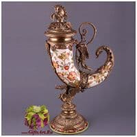 Ваза Рог с конём. Фарфор и бронза. Коллекция Изобилие. Ручная работа. Высота 51 см