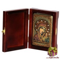 Настольная икона &quot;Образ Казанской Божией Матери&quot; на мореном дубе