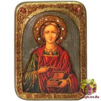 Подарочная икона &quot;Святой Великомученик и Целитель Пантелеймон&quot; на мореном дубе