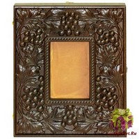 Киот резной из мореного дуба для настольной иконы
